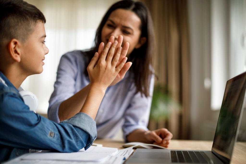 benefits of advertising for private teachers