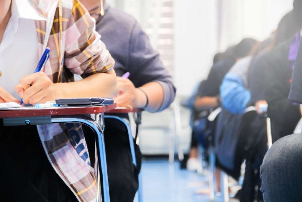 Register to the DELE exam